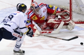 Snímek z hokejového utkání Slavia - Liberec 1:2
