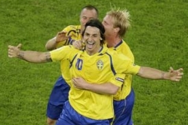 Zlatan Ibrahimovič zaznamenal první branku Švédska.