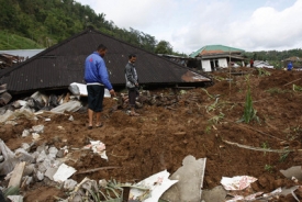 Zemětřesení bývají v Indonésii poměrně často.