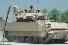 Americký tank na hlídce v Bagdádu.