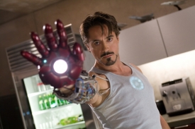 Iron Man se stal superhrdinou díky své inteligenci a vynalézavosti.
