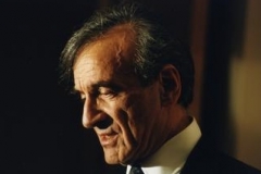 Elie Wiesel na archivním snímku z roku 1995