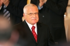 Prezident Václav Klaus udělil 12 milostí.