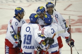 Čeští hokejisté si v duelu s Běloruskem s chutí zastříleli.