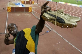 Tohle nemá obdoby. Usain Bolt je trojnásobným světovým rekordmanem.