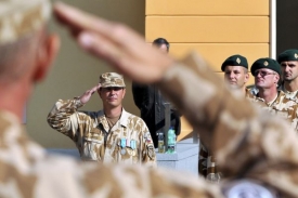 Více než sto českých vojáků slouží v afghánském Kábulu.