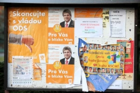 ČSSD nabádá voliče, aby skoncovali s vládou ODS.