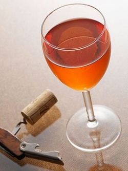Obliba růžových vín roste, letos se na ně zaměří i Vinařský fond.