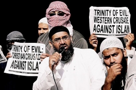 Britští islamisté. Pro mnohé už téměř klasická tvář teroru.