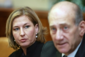 Livniová usiluje o vytvoření nové vládní koalice po odchodu Olmerta.