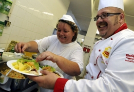 Školní jídelny soutěžily v přípravě nejchutnějšího školního oběda.