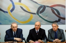Šéf českých olympioniků Milan Jirásek (uprostřed)