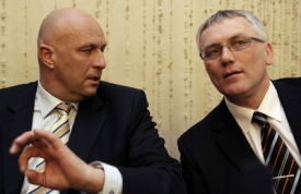 Ministr zdravotnictví Tomáš Julínek(vlevo) a lidovec Pavel Severa.