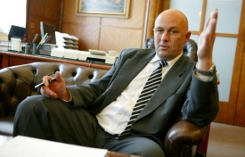 Tomáš Julínek je terčem kritiky lékařské komory.