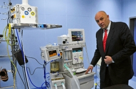 Julínek při otevírání nového traumacentra ve Fakultní nemocnici.
