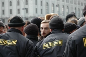 Záběr z filmu Kalinovského náměstí.