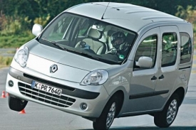 Renault Kangoo se při testech německé organizace ADAC málem převrátil.