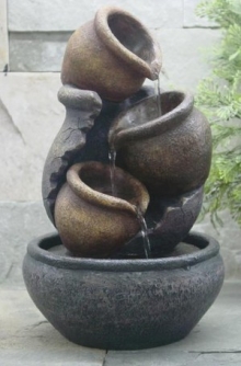 Populární jsou také keramické vázy.