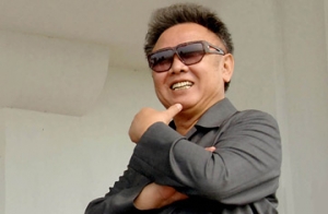 Severokorejský vůdce Kim má důvod k radosti. Peníze z půjček se blíží.