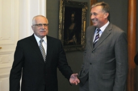 Václav Klaus a Mirek Topolánek.