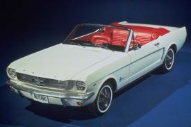 První Ford Mustang, ročník 1964.