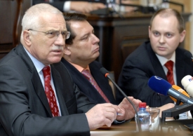 Václav Klaus, Jiří Paroubek a Michal Hašek.