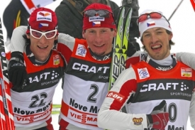 Běžci na lyžích (zprava) Martin Koukal, Lukáš Bauer a Martin Jakš.