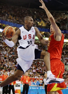 Kobe Bryant v akci.