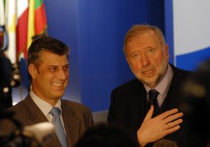 Hashim Thaçi a slovinský premiér Dimitrij Rupel