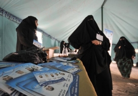Hlasovací stan. V Kuvajtu získaly ženy volební právo roku 2005.