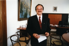 Poslanec Tomáš Kvapil.