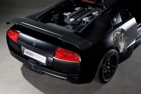 Edo LP 710 m&aacute; na rozd&iacute;l od ostatn&iacute;ch lamborghini pohon zadn&iacute;ch kol.