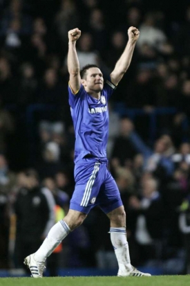 Zlatý muž Chelsea, kapitán Frank Lampard.
