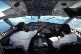 I když třeba piloti objeví závadu, nahlásí ji až později.