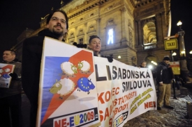Protest iniciativy NE-EU2009.cz. Ojedinělá akce proti Lisabonu.