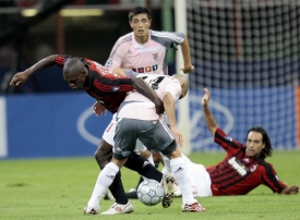 Útočník AC Milan Clarence Seedorf