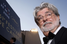 George Lucas natáčí nový film o černošských letcích.