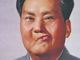 Obličej Mao Ce-tunga na reklamě Citroënu.