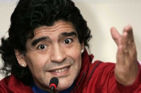 Nový trenér Argentiny - legendární Maradona.