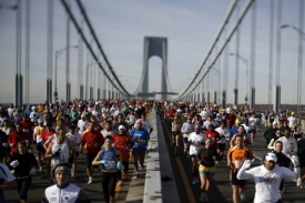 Maraton v New Yorku si vyžádal oběti na životech poprvé od roku 1994.