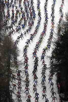 Maratonu Engadin se zúčastnily tisíce běžce na lyžích.