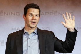 Mark Wahlberg bude opět otcem