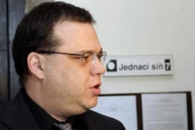 Zadržený byznysmen Marko Stehlík vydal knihu o dění v Poldovce.