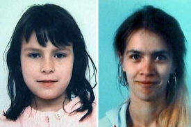 Pohřešovaná Lenka Fenclová (vpravo) s dcerou stejného jména.
