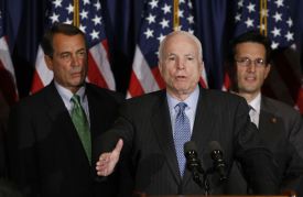 John McCain s vlivnými republikány Royem Buntem a Johnem Boehnerem