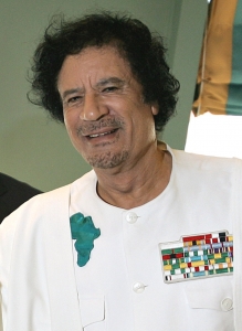 Muammar Kaddáfí syna vykoupil a nyní vrací Švýcarsku 