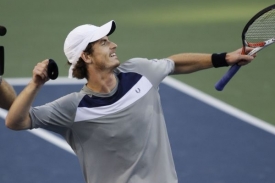 Andy Murray se raduje z postupu do finále US Open. Utká se s Nadalem.