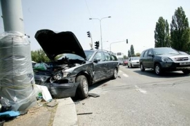 Autonehoda - ilustrační foto