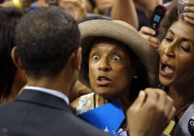 Žena reaguje na setkání tváří v tvář s Obamou. 19. 9.2008 v Miami.
