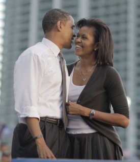 Michelle Obamová se svým manželem Barackem Obamou.